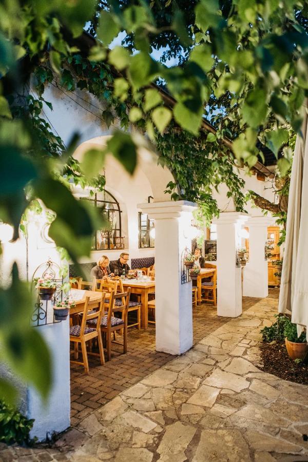 Oleander Romantik Zimmer Trausdorf an der Wulka Экстерьер фото